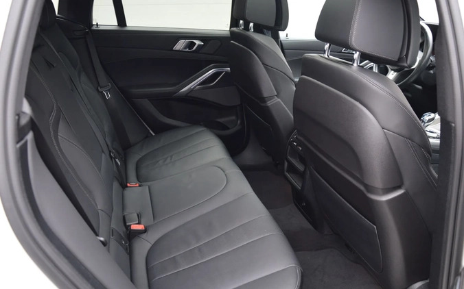 BMW X6 cena 356900 przebieg: 39000, rok produkcji 2022 z Włocławek małe 631
